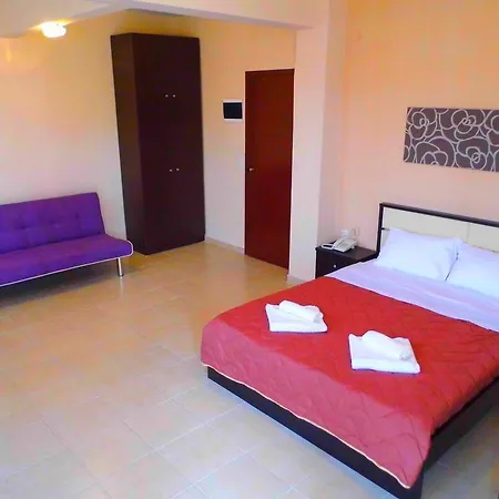Golden Hotel