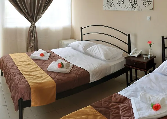 Golden Otel 3*